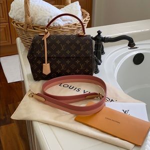 Authentic Louis Vuitton Cluny BB